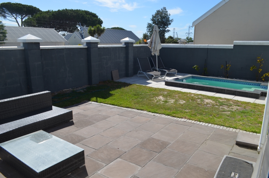 To Let 3 Bedroom Property for Rent in Zevendal Western Cape